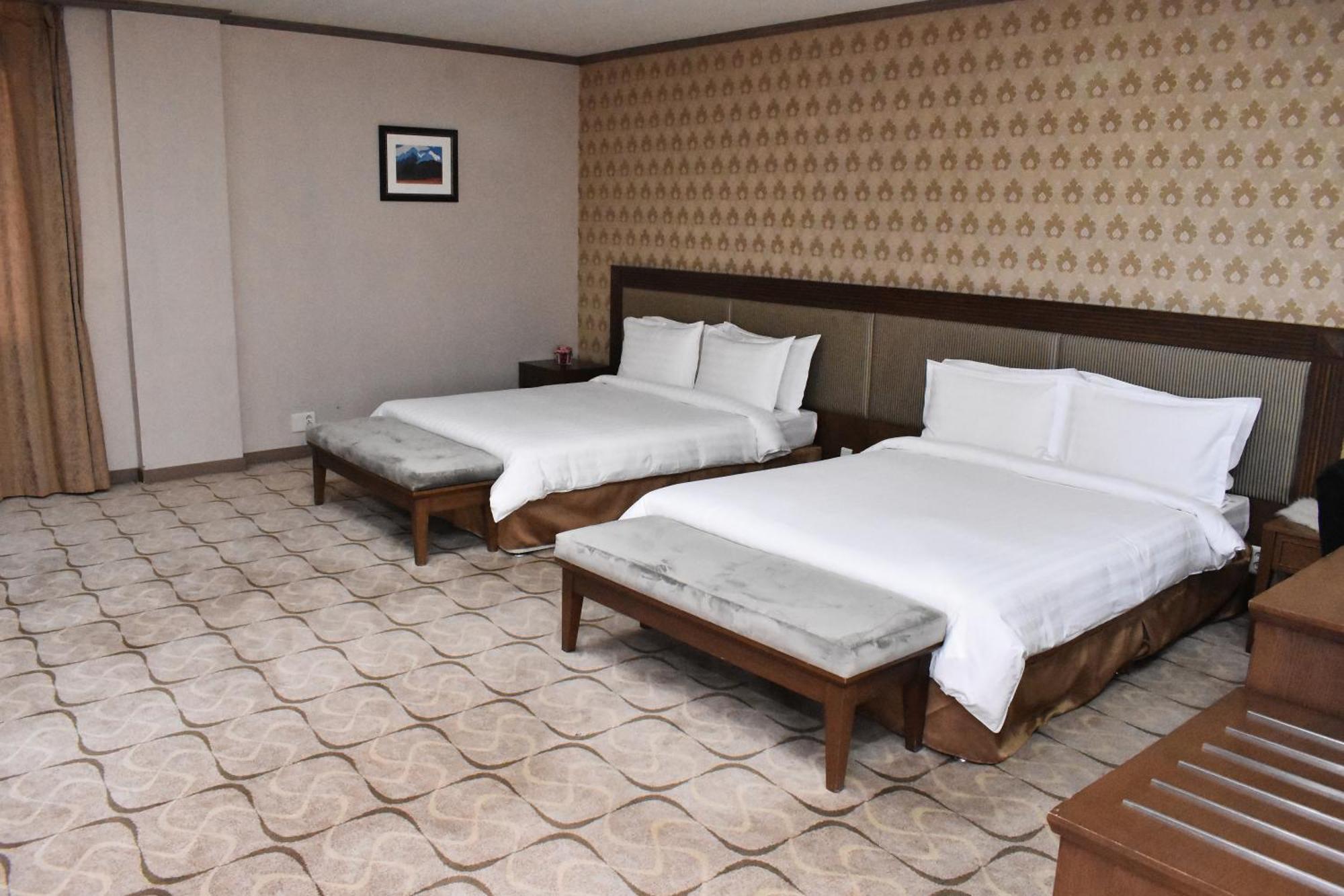 Sunjin Grand Hotel Ułan Bator Zewnętrze zdjęcie