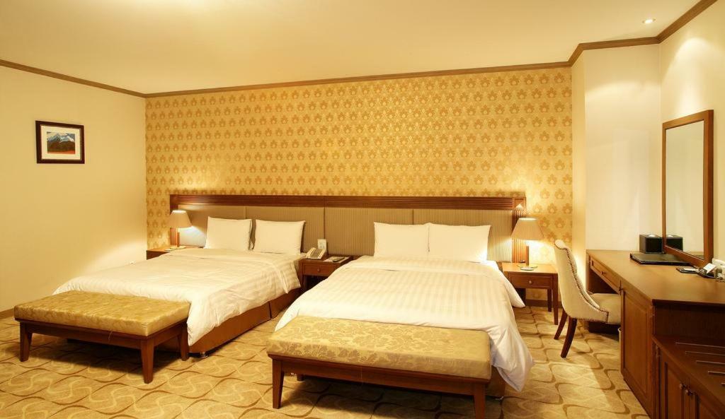 Sunjin Grand Hotel Ułan Bator Zewnętrze zdjęcie